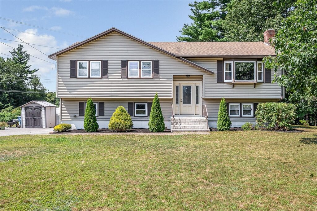 Property Photo:  50 Ferncroft Rd  MA 01876 