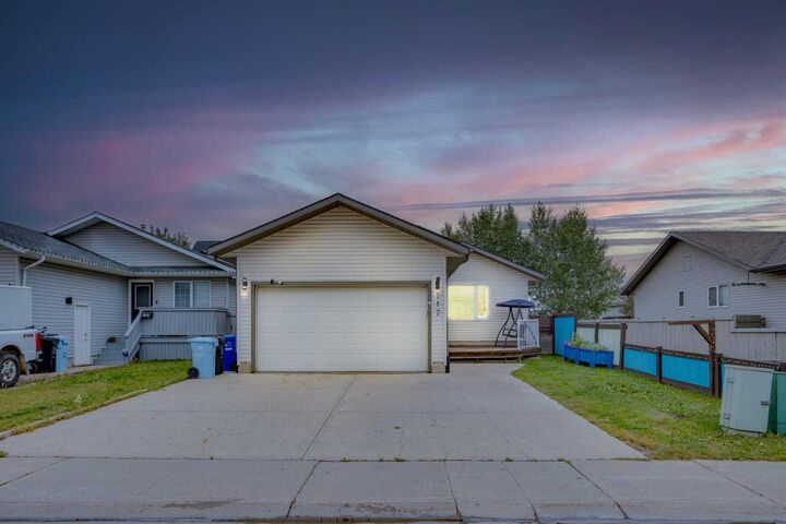 217 Swanson Crescent  Fort McMurray AB T9K 2V9 photo