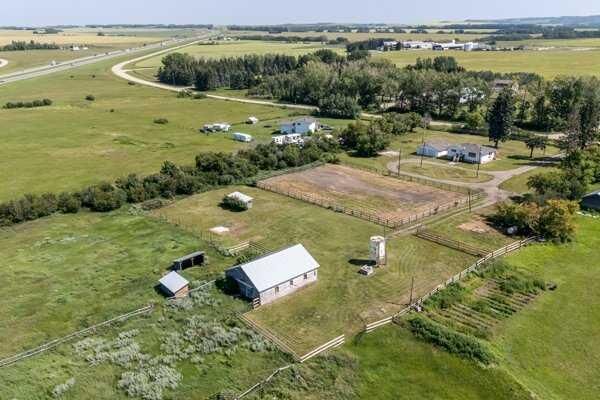 Property Photo: 36258 Range Road 275 AB T4S 2L9