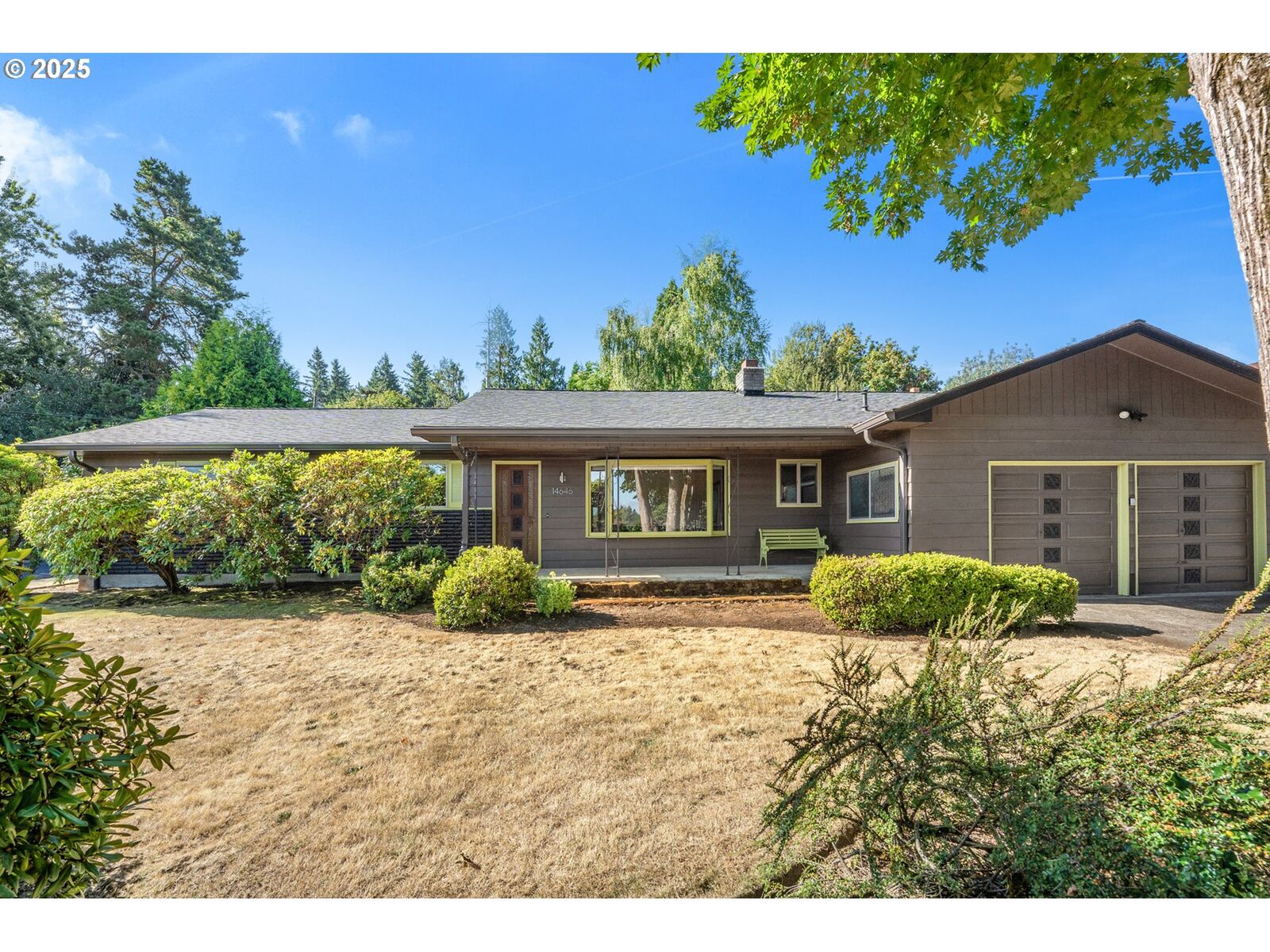 Property Photo:  14646 NE Weidler St  OR 97230 