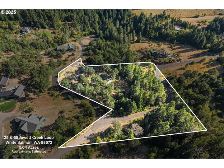 Property Photo:  35 Jewett Creek Loop Rd  WA 98672 