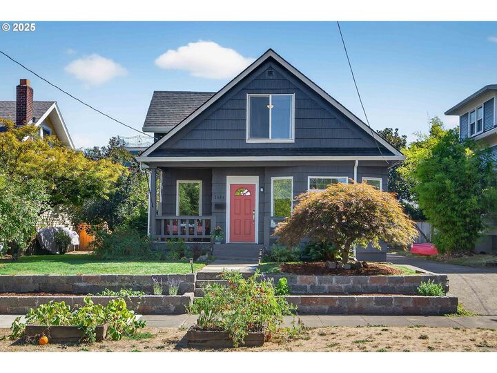 1544 SE Bidwell St  Portland OR 97202 photo