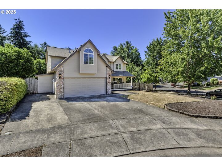 Property Photo:  2878 NE Aurora Dr  OR 97124 