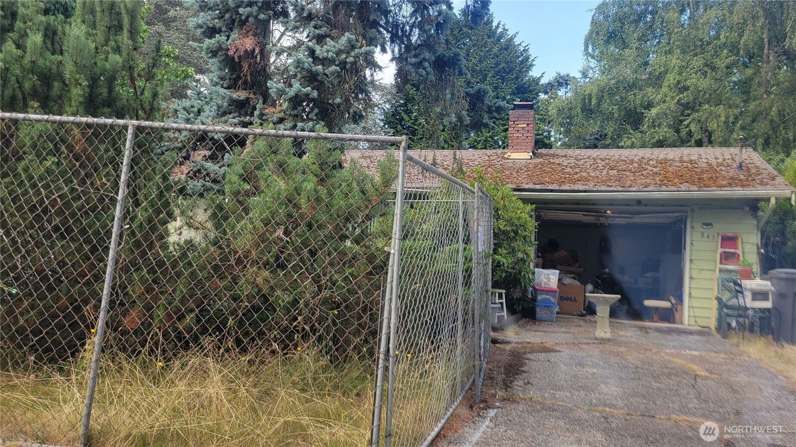 Property Photo: 8432 NE 138th Street WA 98034