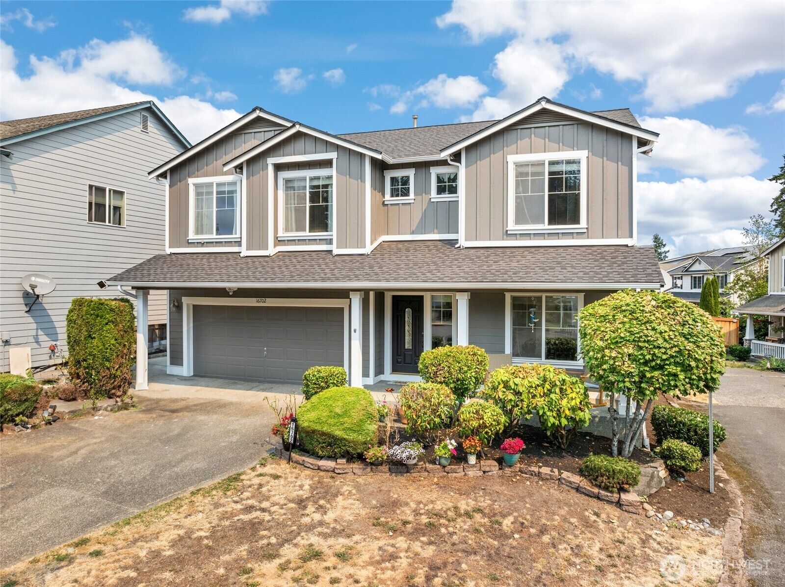 Property Photo:  16702 SE 262nd Place  WA 98042 