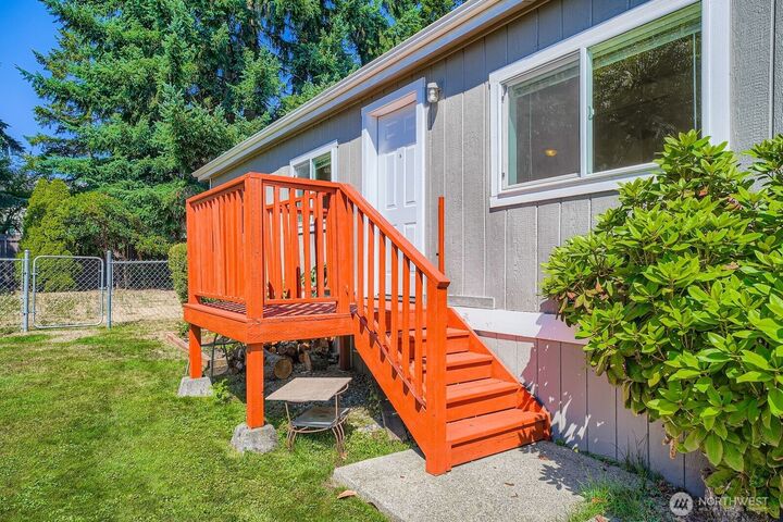 Property Photo: 31600 126th Avenue SE 139 WA 98002