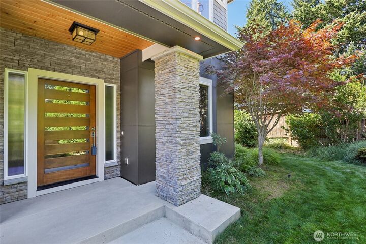 Property Photo:  5723 NE 197th Street  WA 98028 