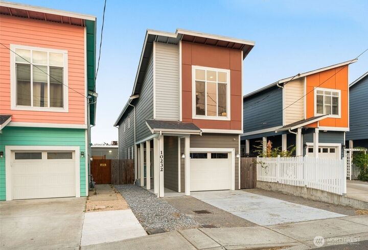 Property Photo:  10232  17th Avenue SW  WA 98146 
