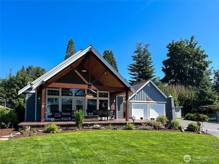 Property Photo:  6968  Birch Bay Dr.  WA 98230 