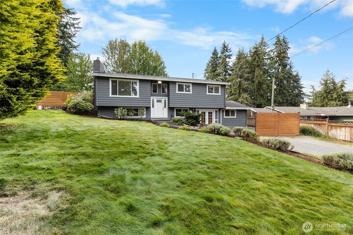 Property Photo: 9418 116th Street E WA 98373