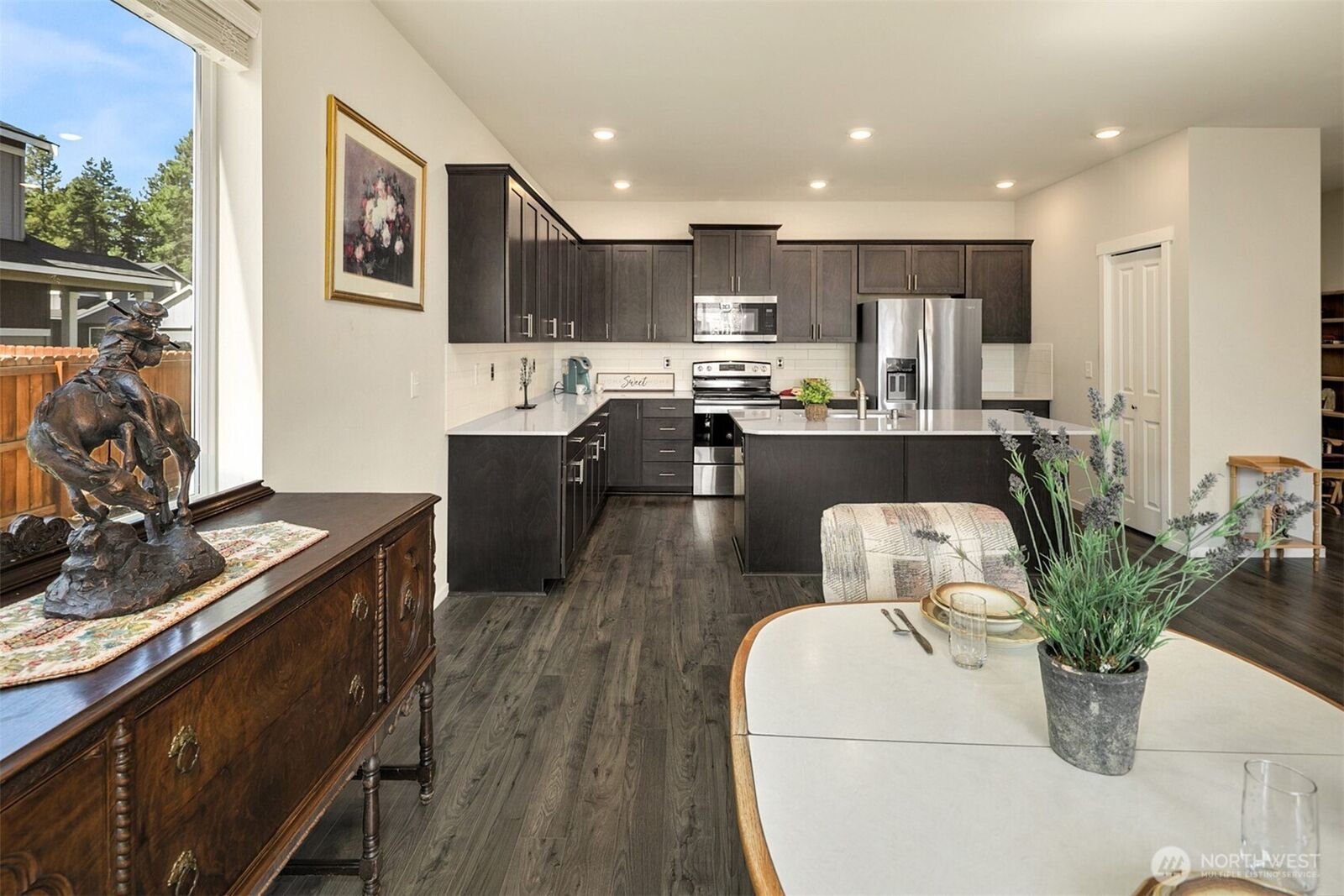 Property Photo: 307 Nelson Lane WA 98922