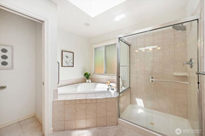 Property Photo:  9206 NE 126th Place  WA 98034 