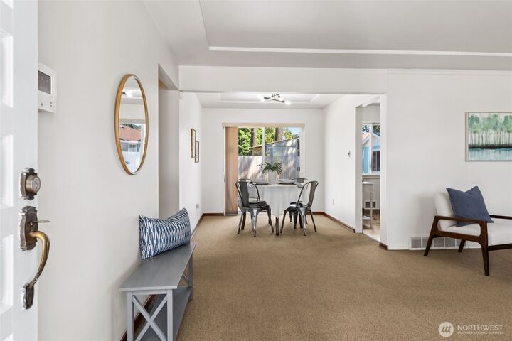 Property Photo:  10617  Rainier Avenue SW  WA 98499 