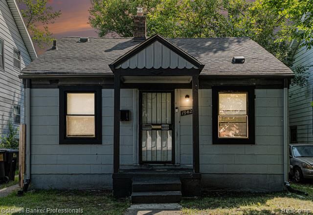 Property Photo:  19426 Omira Street  MI 48203 