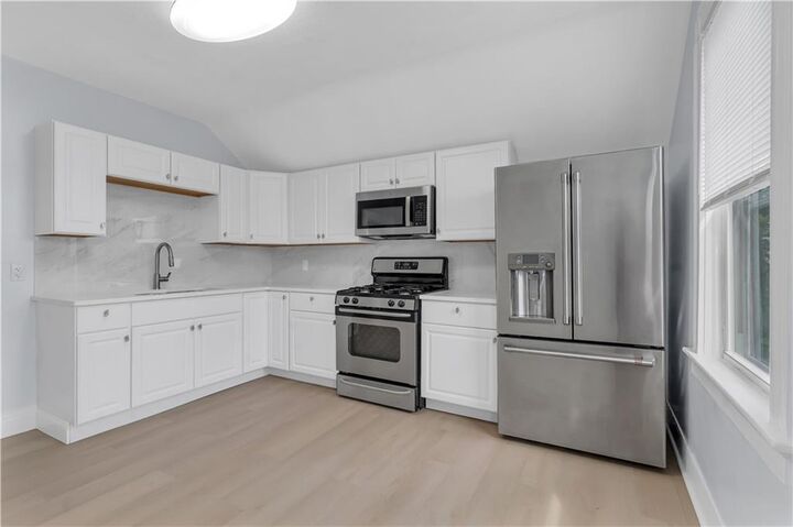 Property Photo:  131 Wendell Street 3  RI 02909 