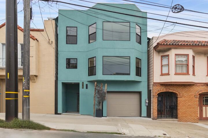 Property Photo:  276 Seneca Avenue  CA 94112 