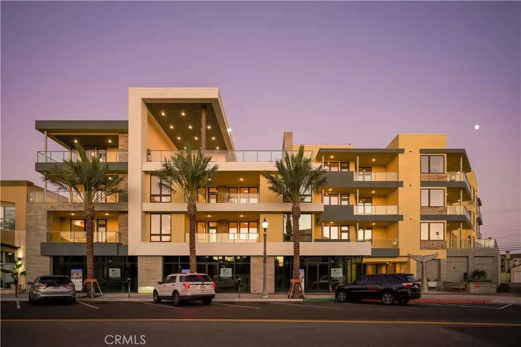 Property Photo: 414 Main 400 CA 92648