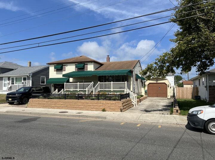 Property Photo:  1121 N Michigan Ave  NJ 08401 