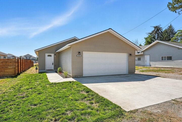 4720 E Frederick Ave  Spokane WA 99217 photo