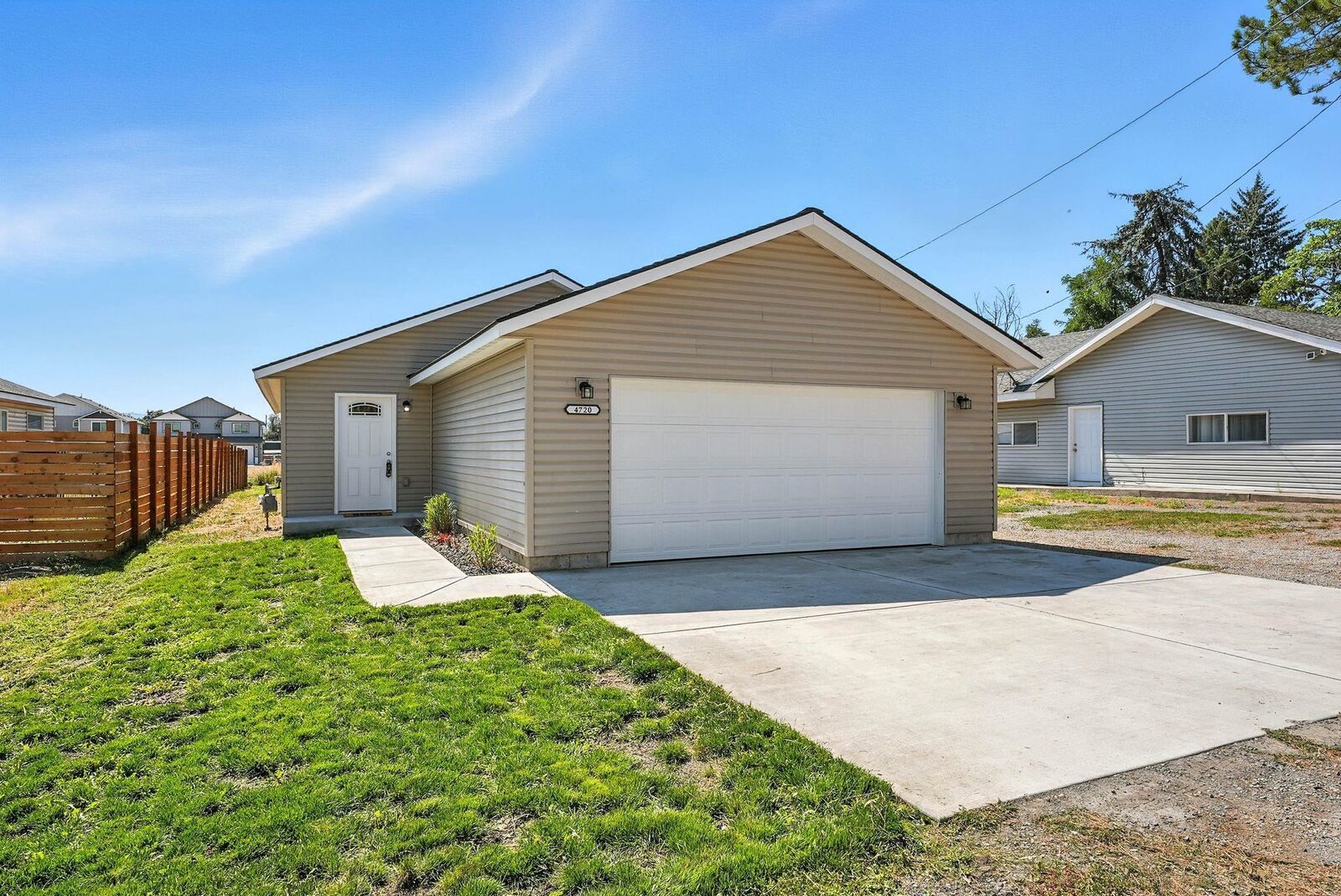 Property Photo: 4720 E Frederick Ave WA 99217