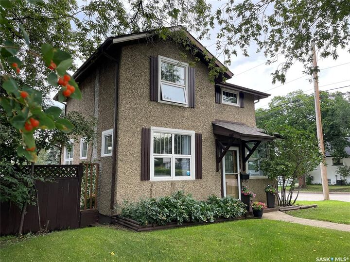 Photo de la propriété:  400 21st Street W  SK S6V 4J4 