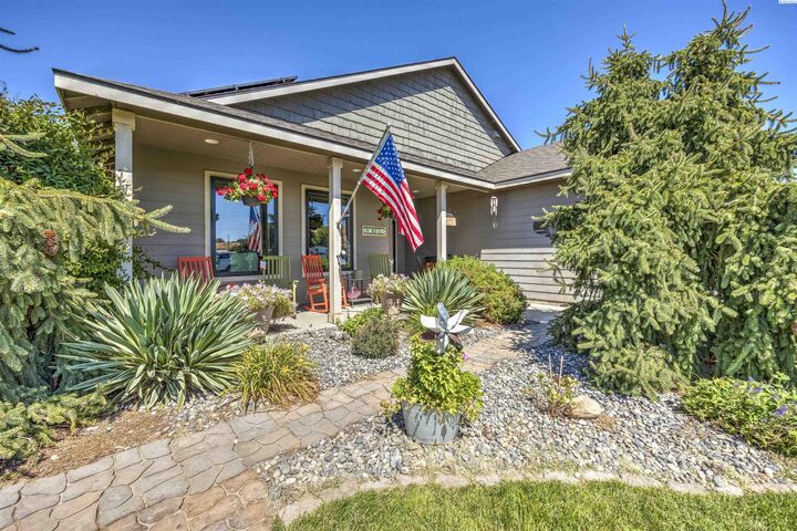 Property Photo:  71405 N 129 Pr NE  WA 99320 