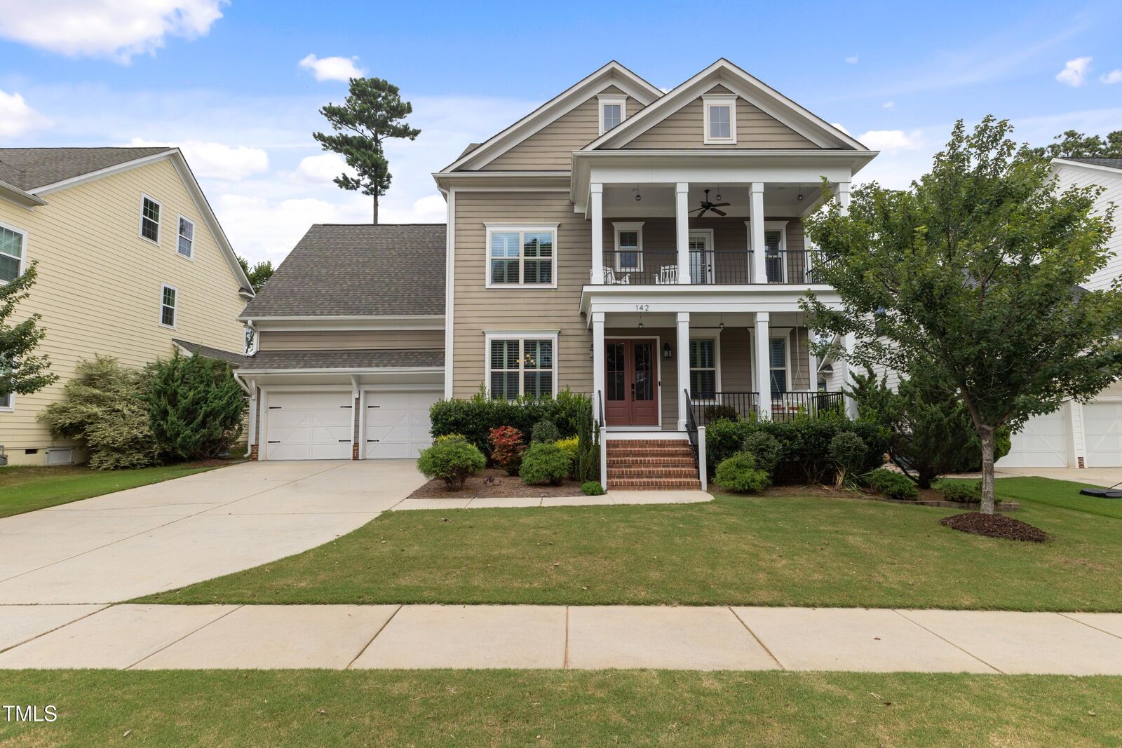 Property Photo: 142 Ironcreek Place NC 27539