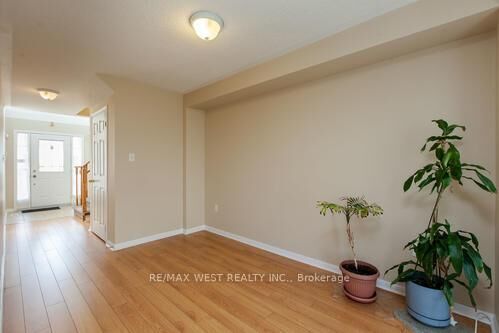 Property Photo: 861 Bourne Crescent ON L1H 8X9