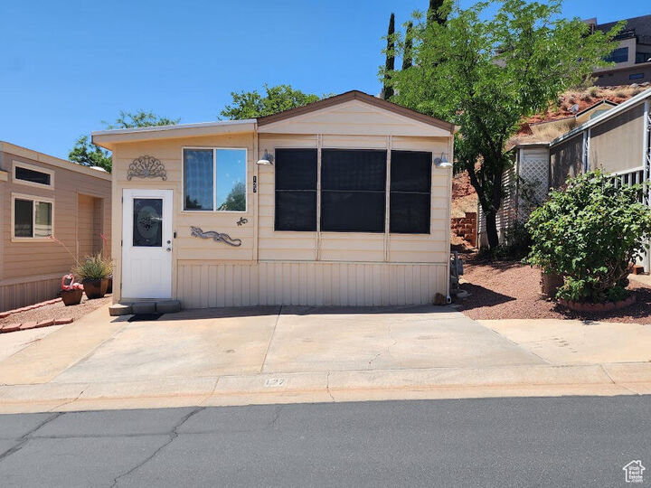 840 Twin Lakes Dr #127  St George UT 84770 photo