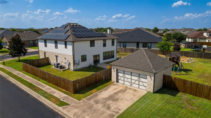 Property Photo: 600 Autumn Sage Way TX 78660