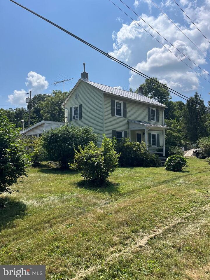 Property Photo:  2050 Crums Church Road  VA 22611 
