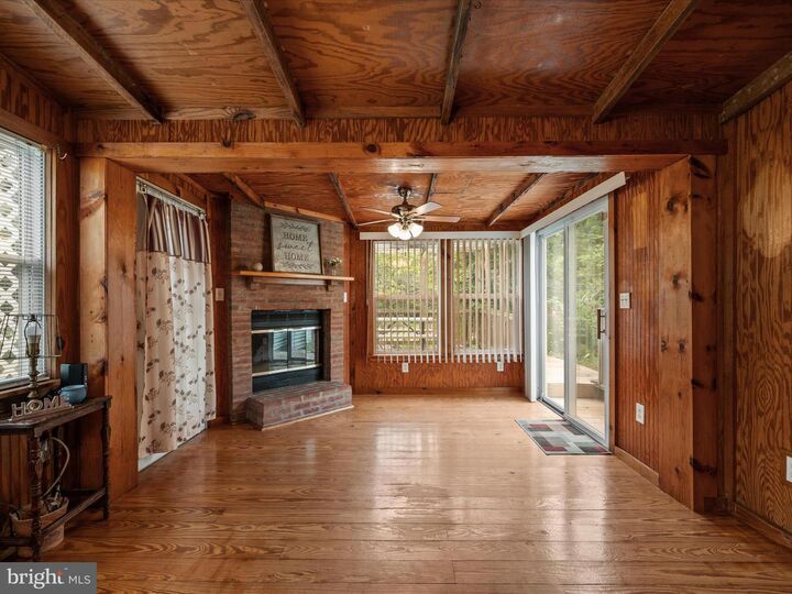 Property Photo: 2050 Crums Church Road VA 22611
