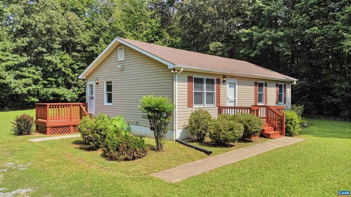 Property Photo:  4543 Indian Creek Rd  VA 23117 