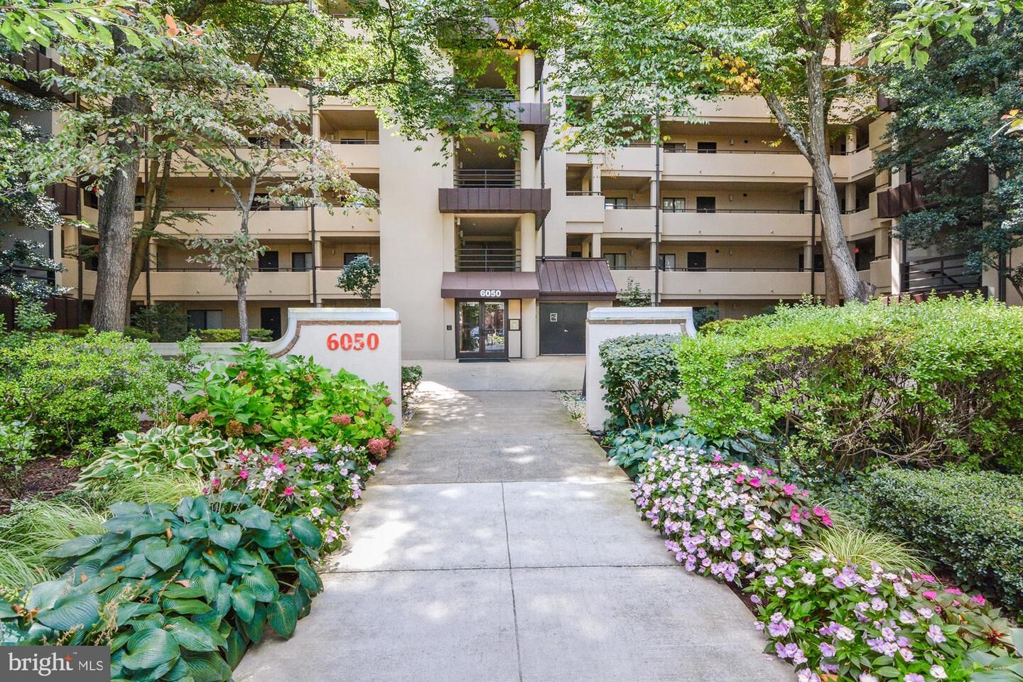 Property Photo:  6050 California Circle 408  MD 20852