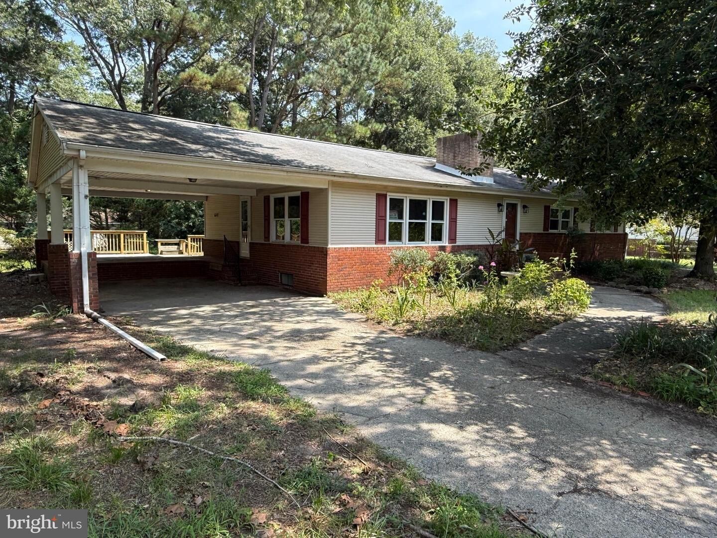 Property Photo:  209 Morris Drive  MD 21804 