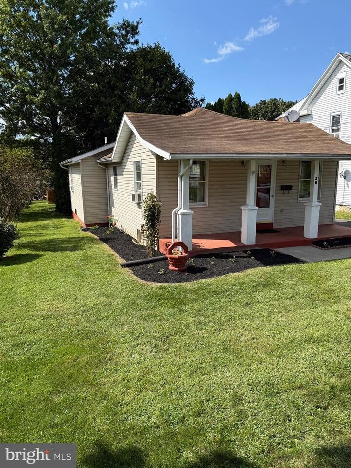 Property Photo:  20 Geiser Avenue  PA 17268 