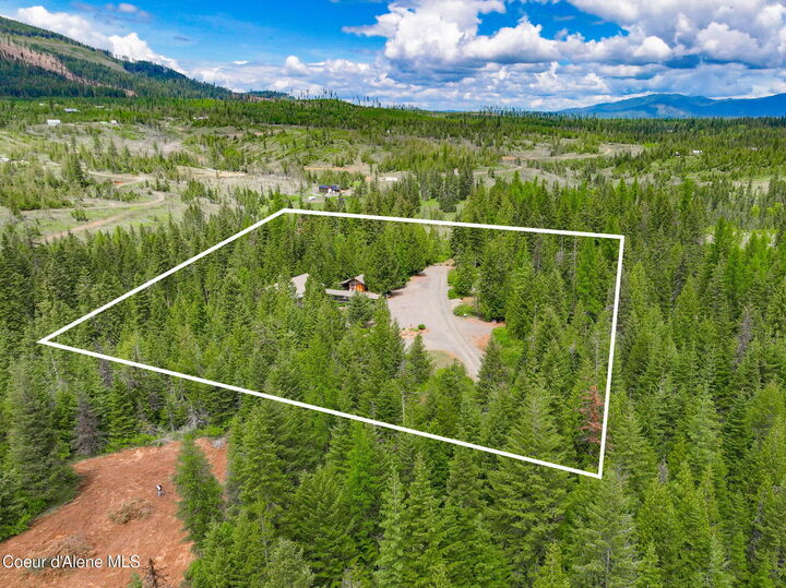 Property Photo:  629 Flat Creek Rd  ID 83861 