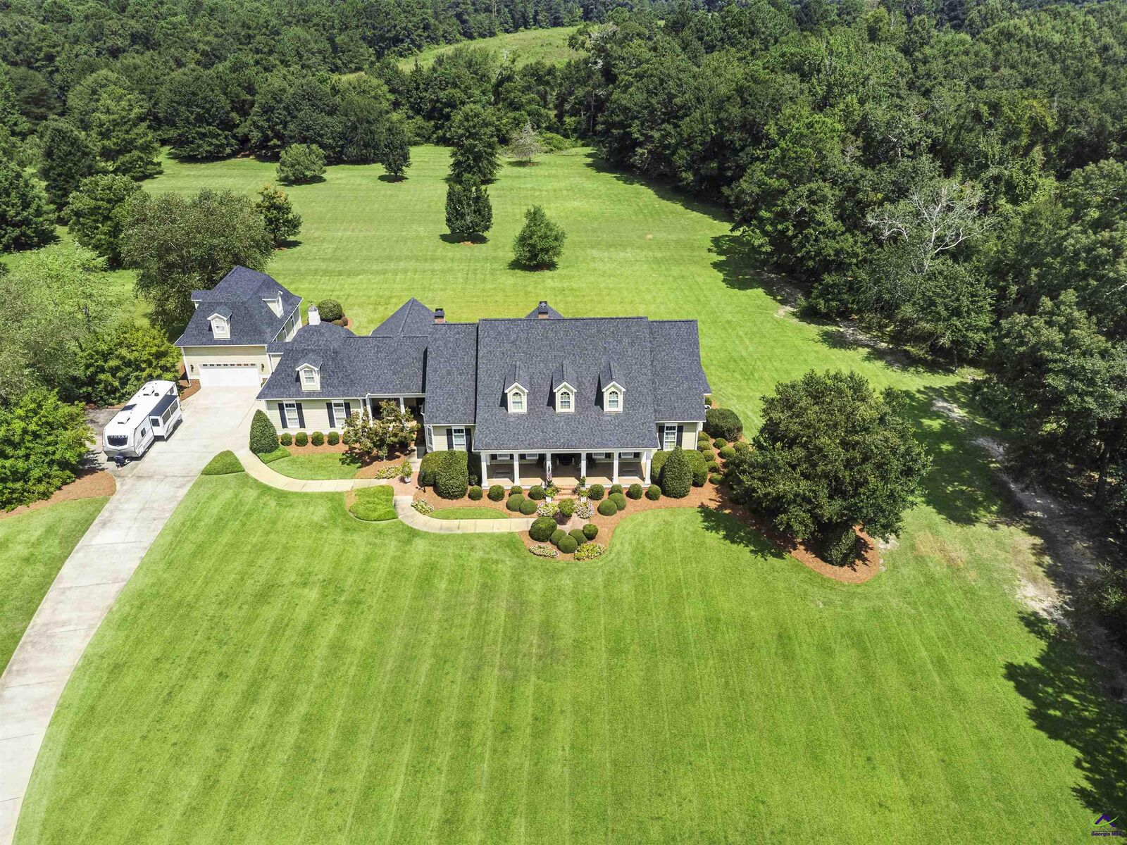 Property Photo:  1017 Chattahoochee Drive  GA 31005 