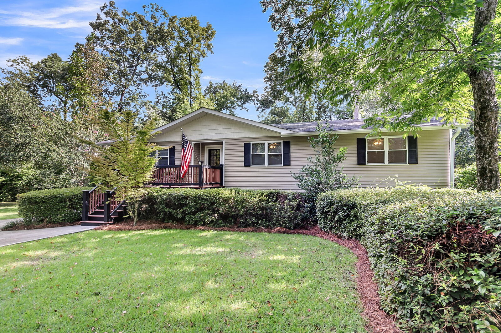 Property Photo:  101 Dukes Court  SC 29483 