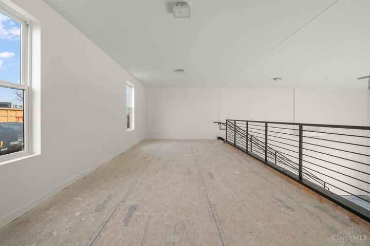 Property Photo: 4477 Thirty Fourth Avenue OH 45209