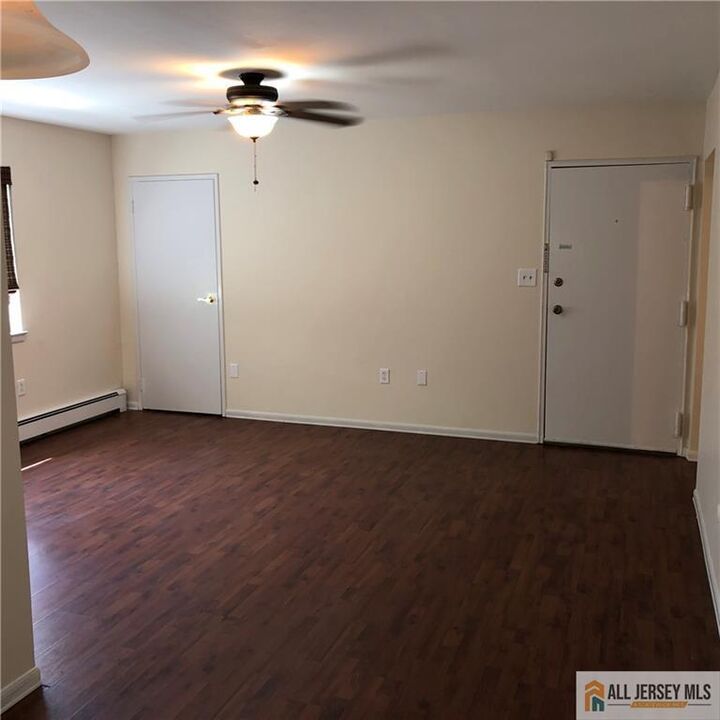 Property Photo: 289 Main Street 9R NJ 08884