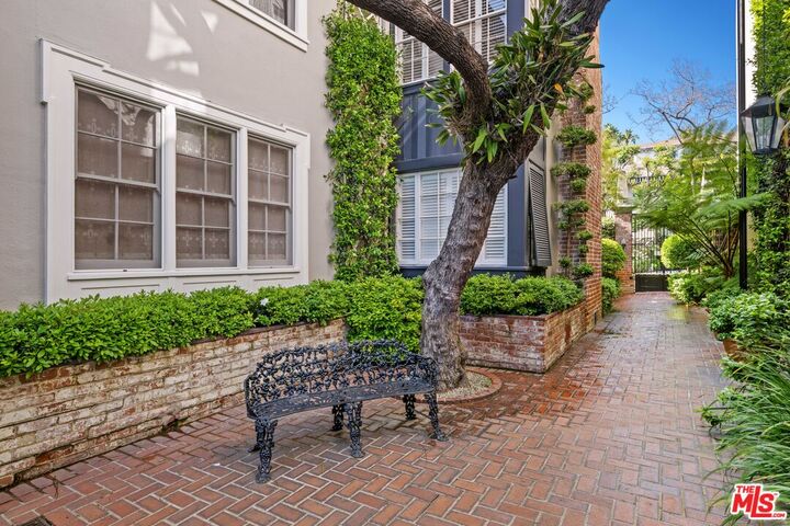 Property Photo: 8724 Shoreham Dr CA 90069