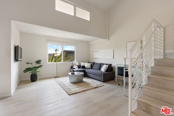 Property Photo: 13200 Pacific Promenade CA 90094