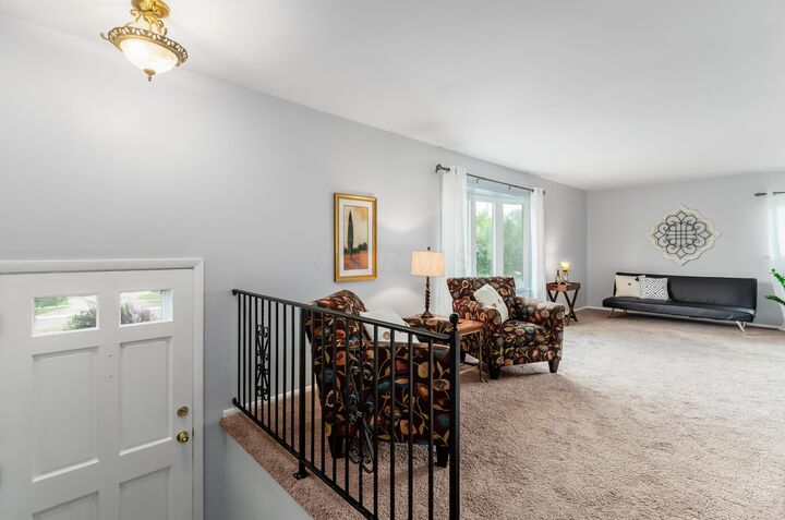 Property Photo:  87 N Spring Road  OH 43081 