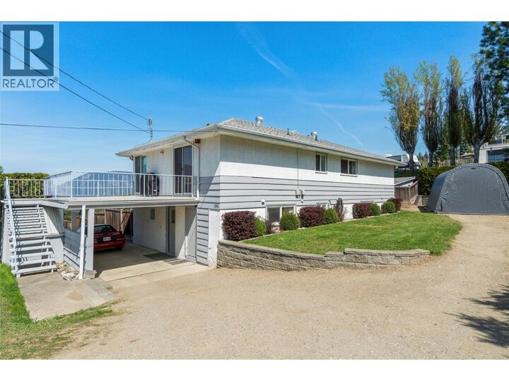 Property Photo:  1290 15 Street Southeast  BC V1E 2G8 