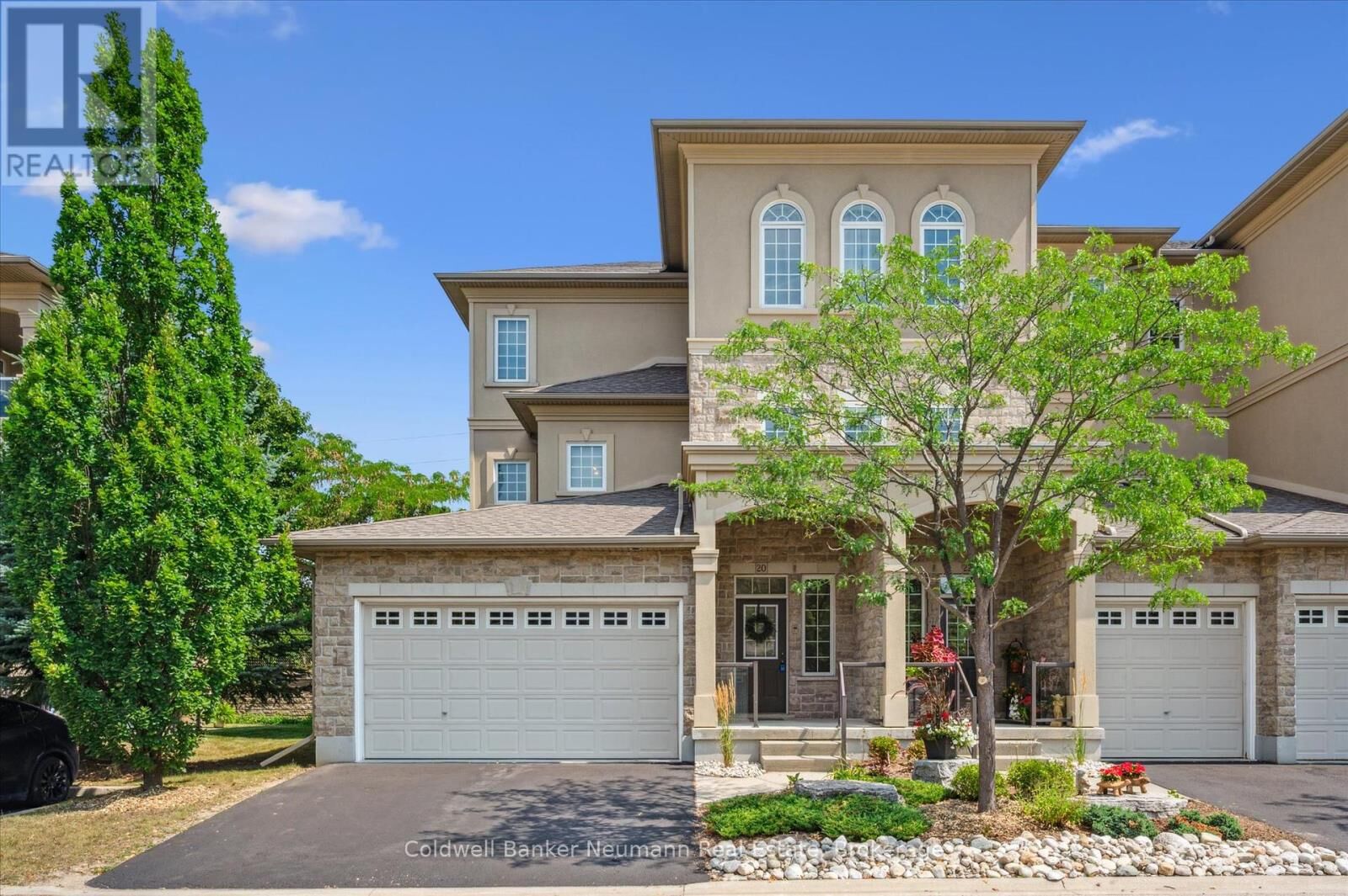 Property Photo:  255 Summerfield Drive 20  ON N1L 0E1 