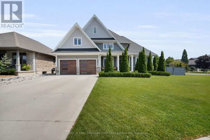 Photo de la propriété:  405 Darcy Drive  ON N7G 0A4 