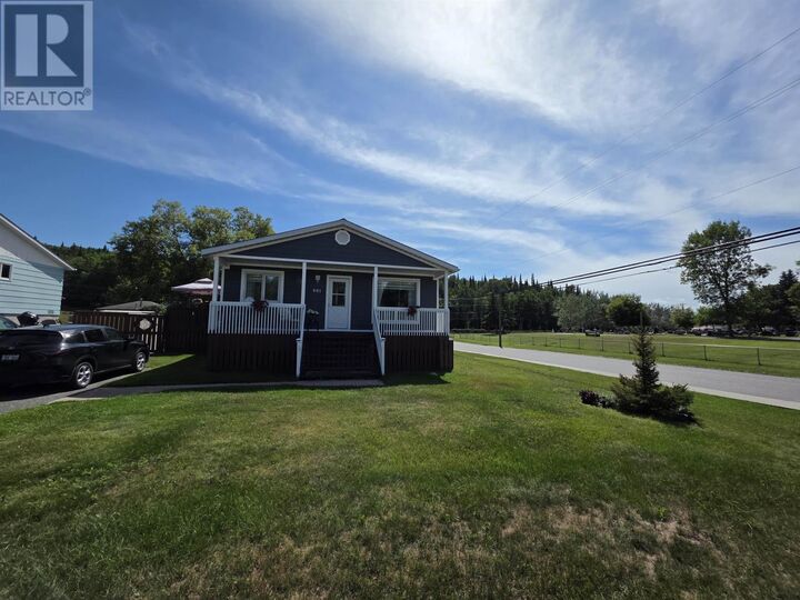 Property Photo: 901 Valley Dr ON P9N 4A9