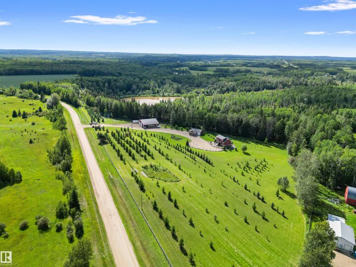 Property Photo: 8432 Twp Road 502 AB T7A 2A3