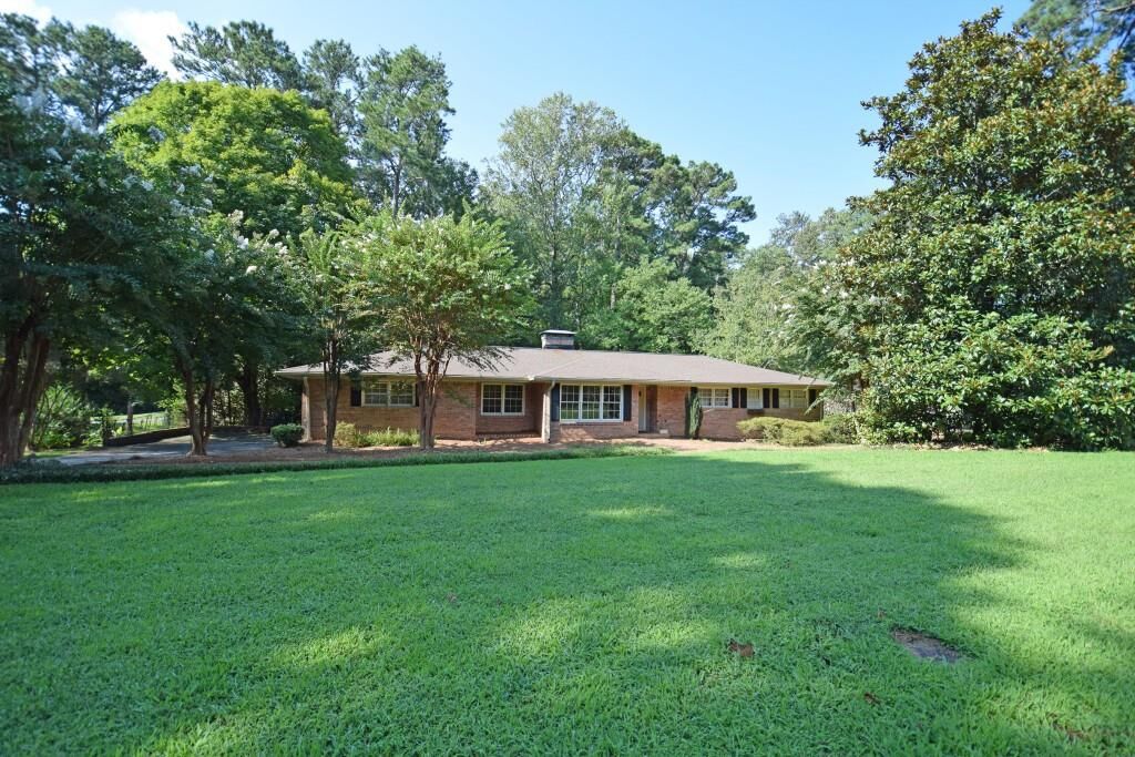 Property Photo: 4320 Brookview Drive SE GA 30339